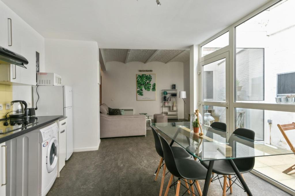 Historic Center Apartment | Cozy flat near the Vieux-Lille - Welkeys