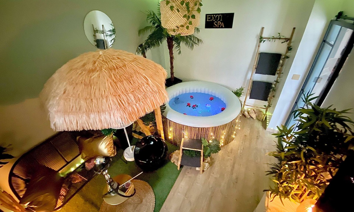 Poissy Apartment | Détente Dans cet bel Appartement Complet Avec spa Privatif et Accès Illimité