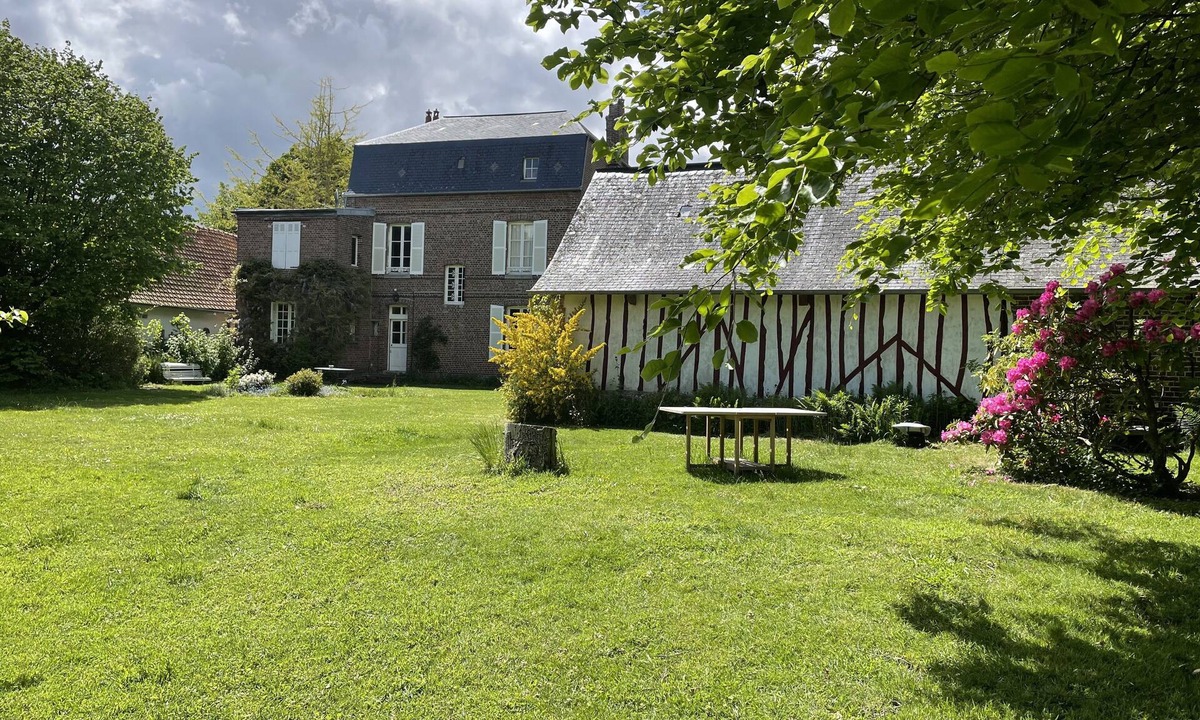 Le Bourg-Dun House | De Maupassant à ce Jour