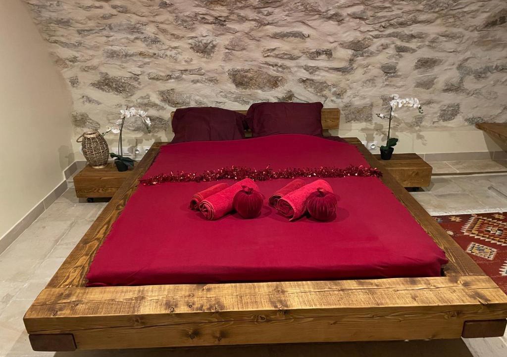 Epinay-sur-Orge House | Delightful earth room 20 minutes from Paris