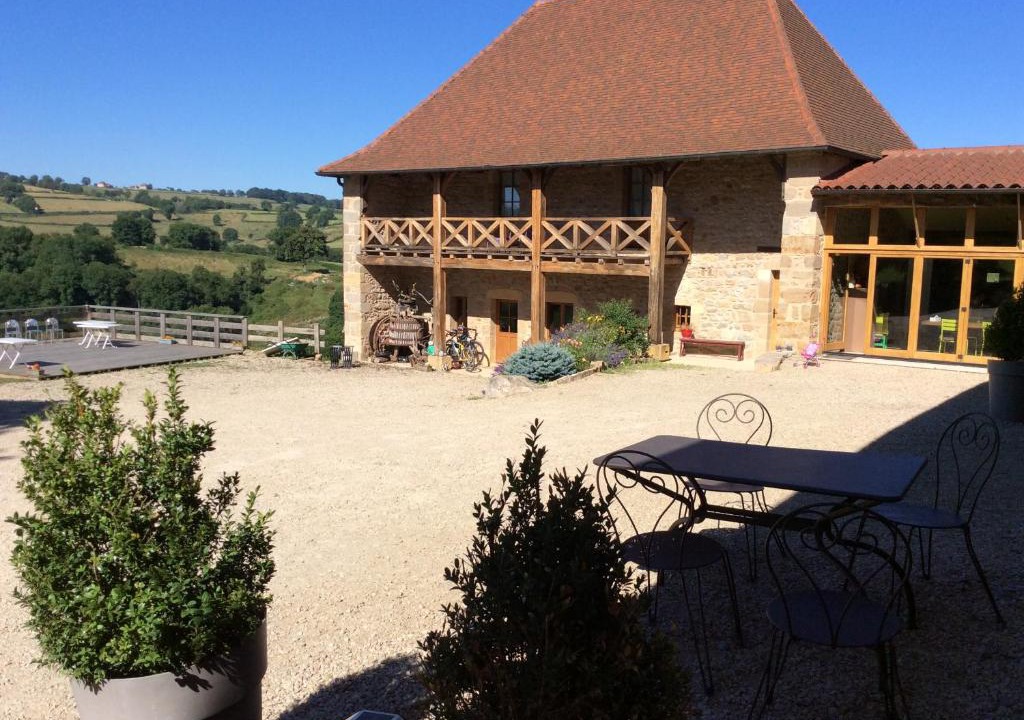 Saint-Christophe-en-Brionnais Bed & Breakfast | Domaine de Noyer