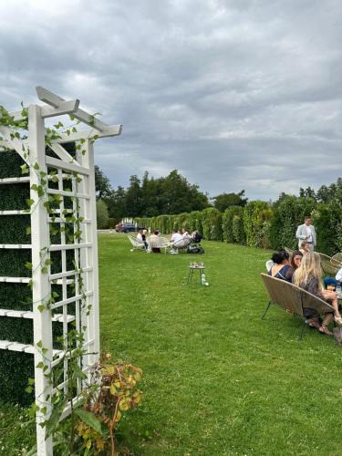 Pitres Bed & Breakfast | Domaine Athéna