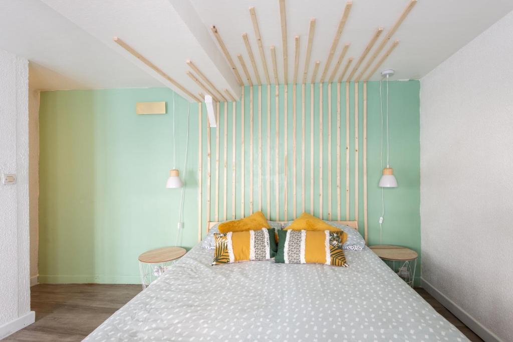 Wazemmes Apartment | Duplex d’exception : Green & Wood proche centre Lille Wifi HD