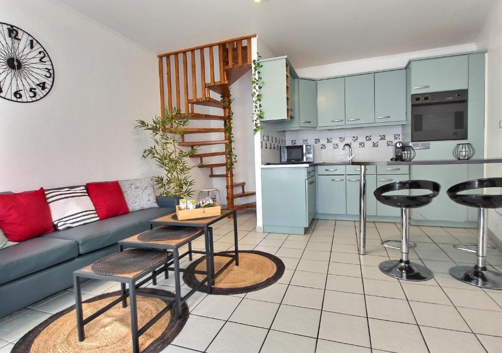 Moussy-le-Vieux Apartment | Duplex Le Cachou : 10 min Aéroport de Roissy CDG - Astérix - Paris