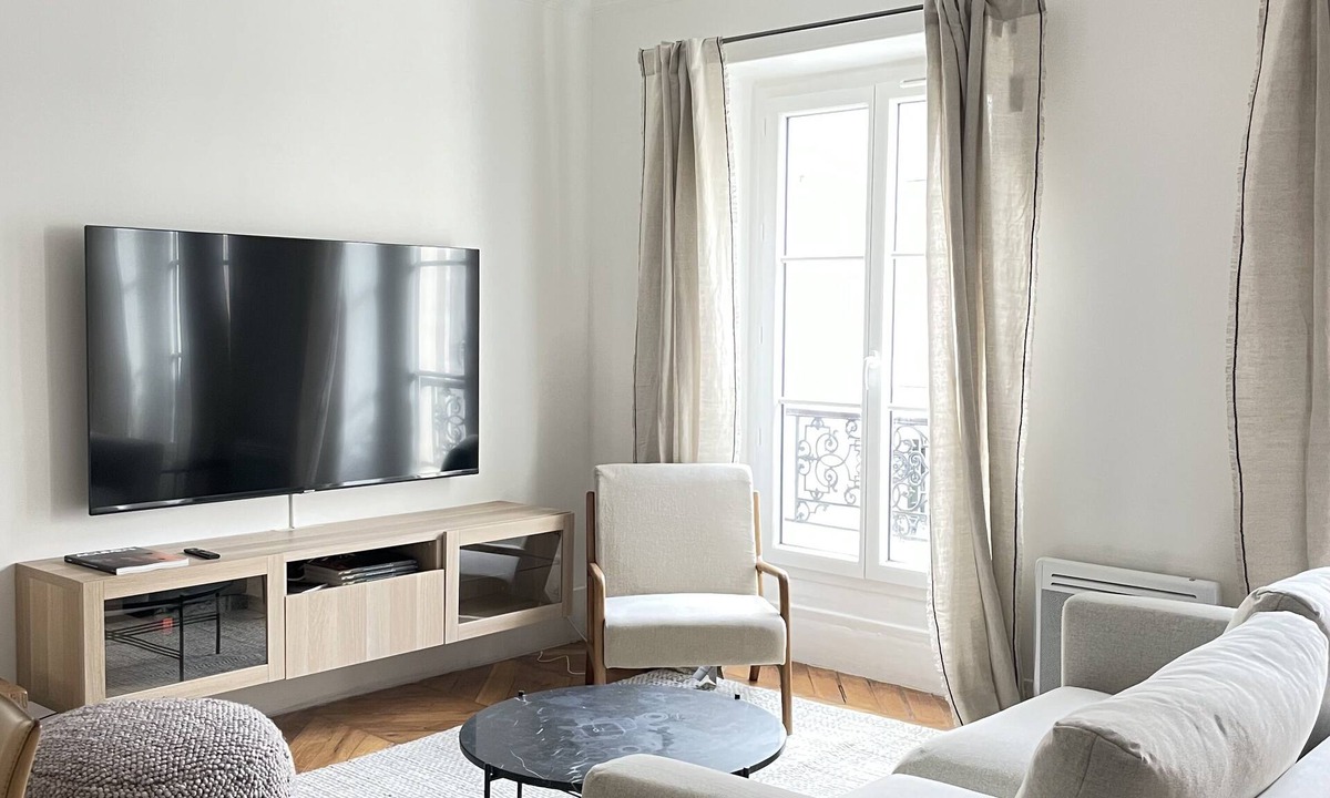 Bel-Air Nord Apartment | Elegant and Cozy 3BR Parisian appartement