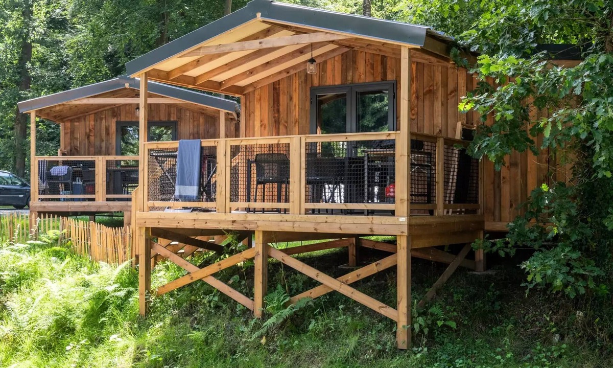 Yport House | Flower Camping La Chênaie * - Premium VIP Lodge 34m2 - 2 bedrooms + TV + sheets + towels + covered terrace of 11m2 5 people