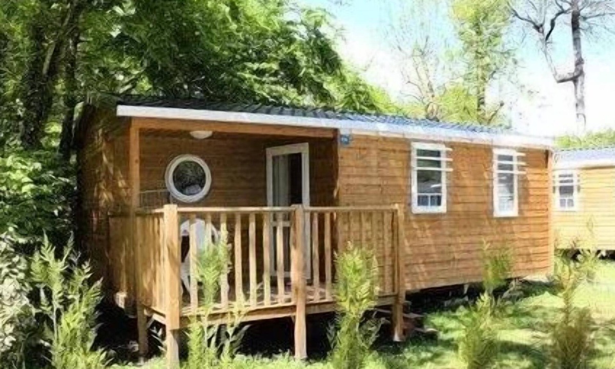 Montbarrey House | Flower Camping Les 3 Bear * - Mobil home Comfort 27.3m2 (2 Bedrooms) including semi-covered terrace 4 people