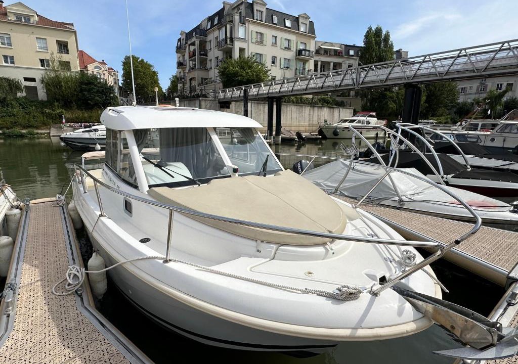 Cergy Boat Rental | FlW