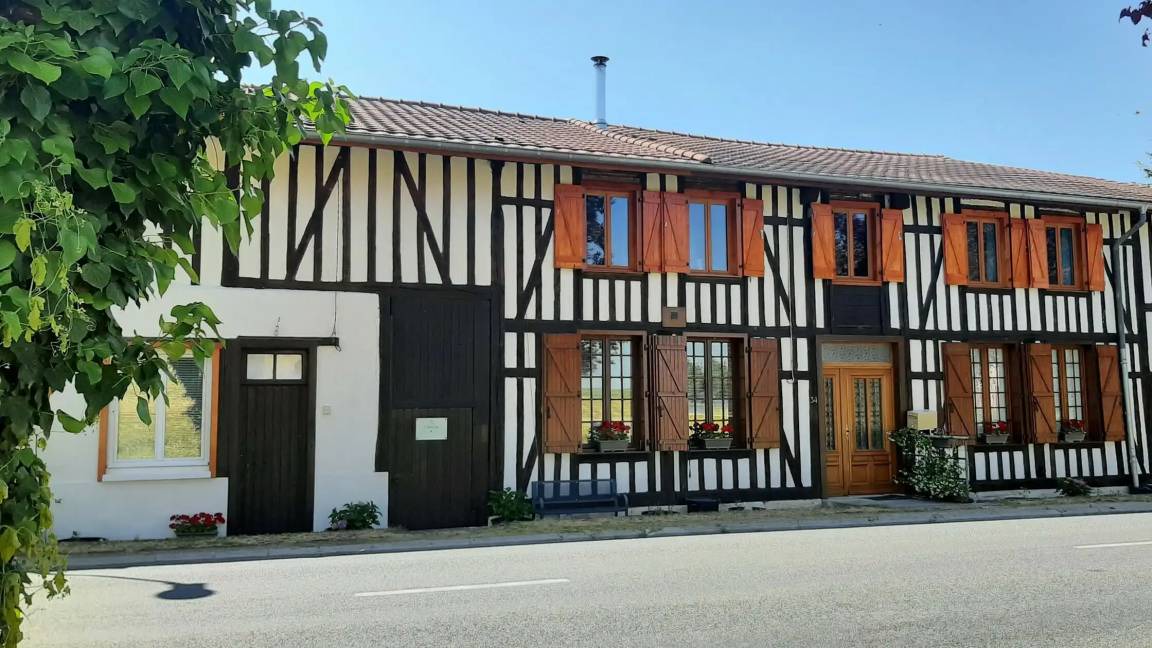 Chatelraould-Saint-Louvent House | 45 m² House ∙ 1 bedroom ∙ 3 guests
