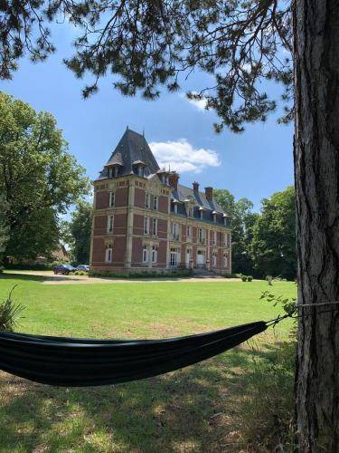 La Chapelle-du-Bois-des-Faulx Villa | 200 m² Villa ∙ 5 bedrooms ∙ 10 guests