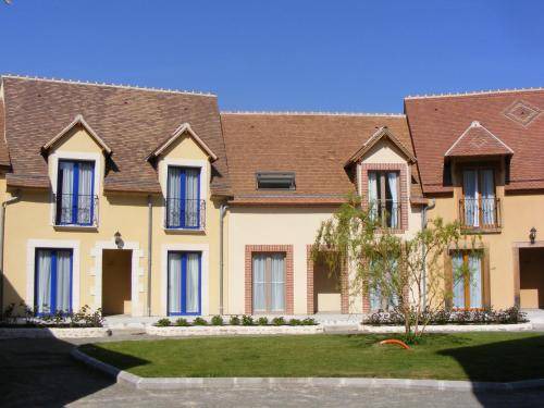 Saint-Martin-du-Vieux-Belleme Apartment | 65 m² Serviced apartment ∙ 3 bedrooms ∙ 8 guests