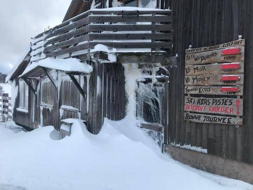 Saint-Maurice-sur-Moselle Ski Chalet | 150 m² Chalet ∙ 6 bedrooms ∙ 15 guests