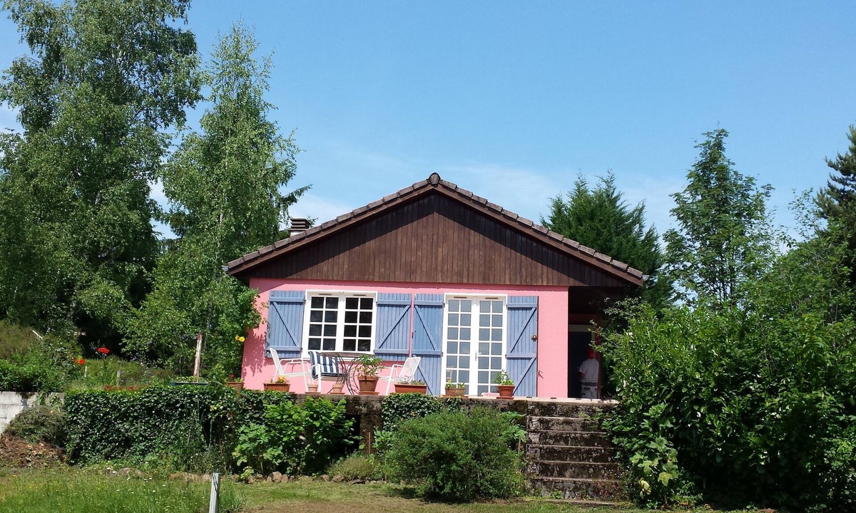 Ternuay-Melay-et-Saint-Hilaire House | Haus am See, in a quiet area in large grounds. Pets welcome.