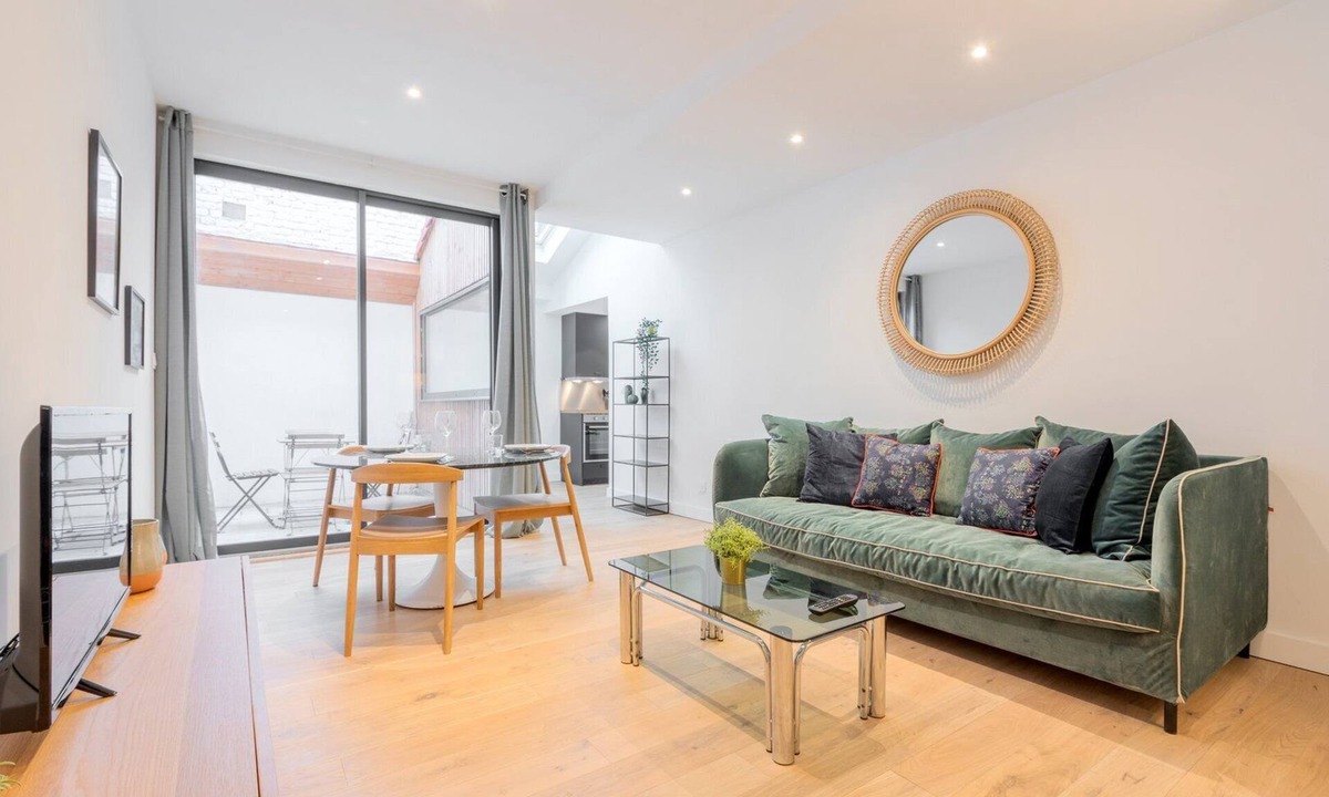 Wazemmes Apartment | Fully equipped duplex with exterior and parking !