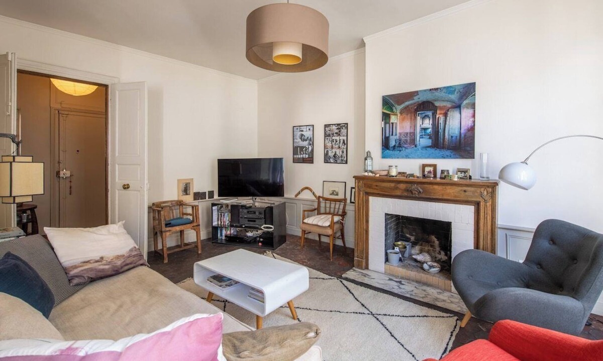 2nd Arrondissement Apartment | Géranimus V : Heart of Paris