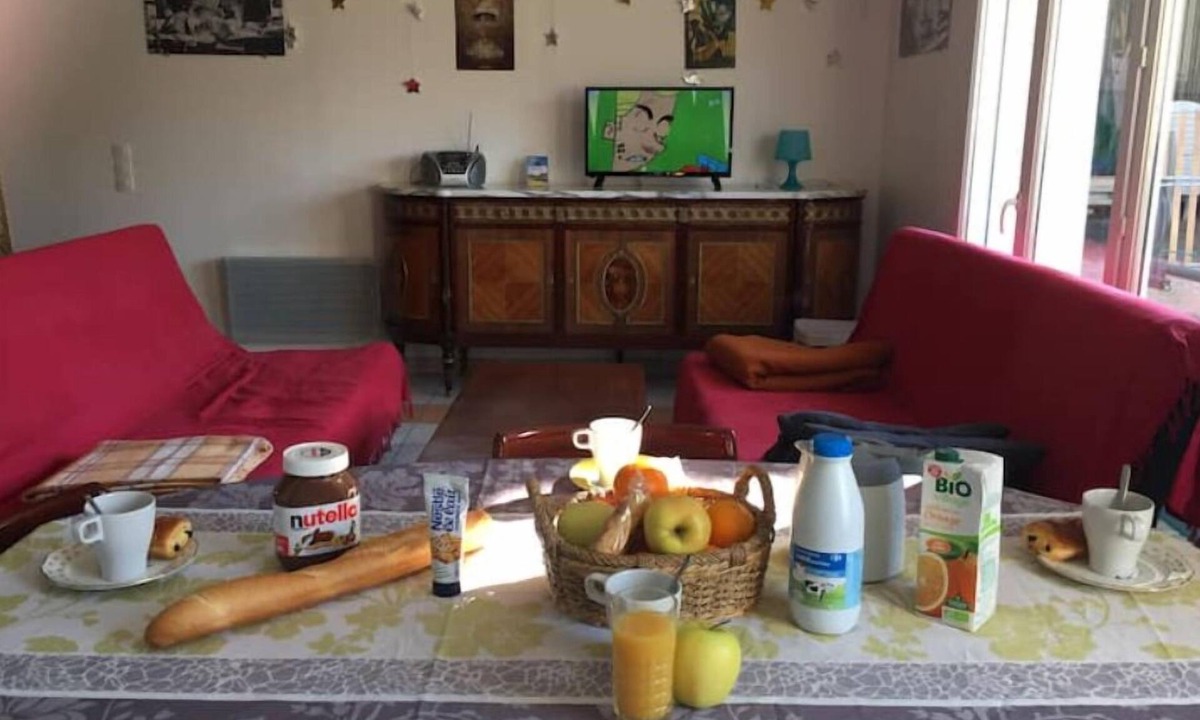 Douchy-les-Ayette House | Gîte 3 Mireille Déco Style Cinéma