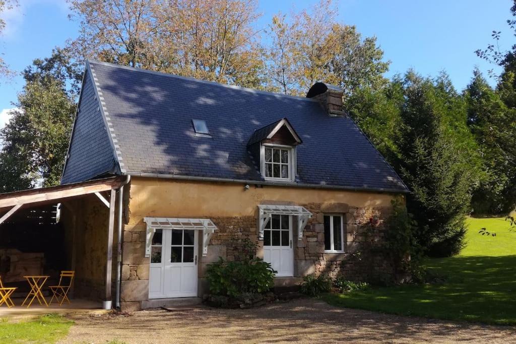 Saint-Aubin-des-Bois House | Gîte La Boulangerie au moulin Neuf