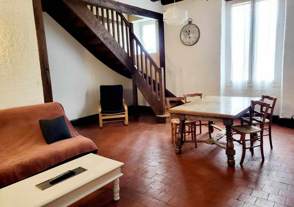 Saint-Laurent-Nouan Apartment | Gîte la grande maison