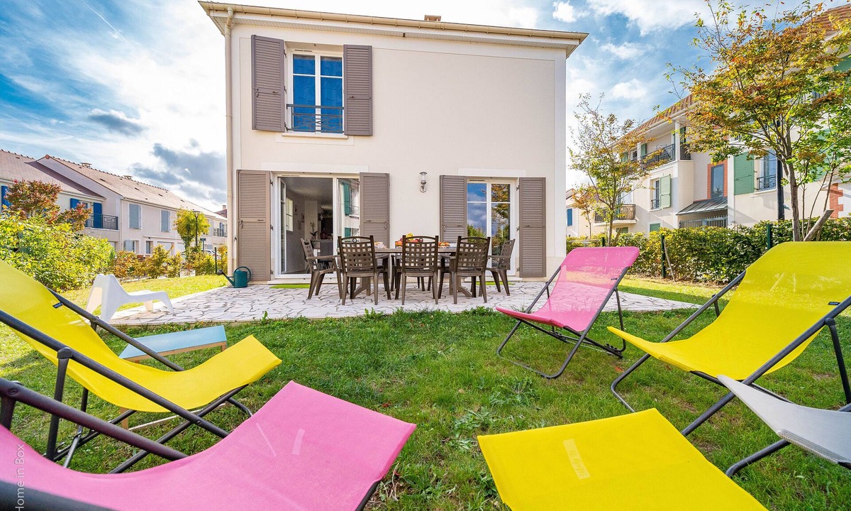 Magny-le-Hongre Villa | Gîte La Villa Omagny Paris Marne-la-Vallée