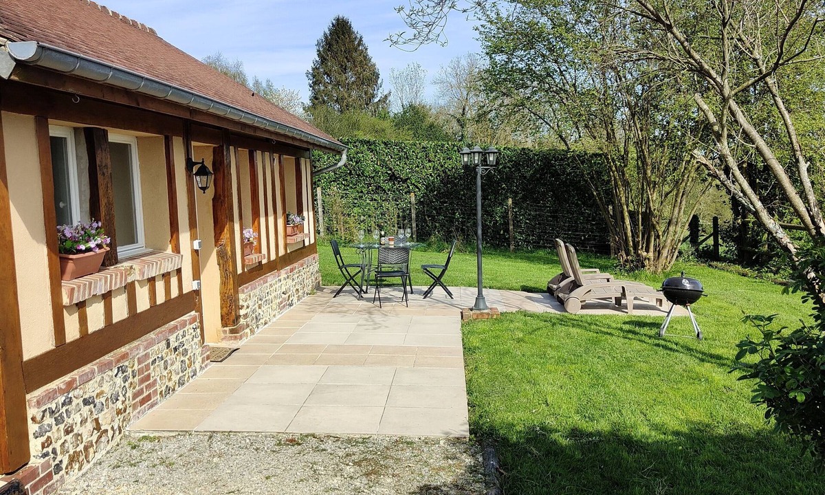 Saint-Pierre-de-Cormeilles House | Gîte Zélie "domaine les Deux Vallées"