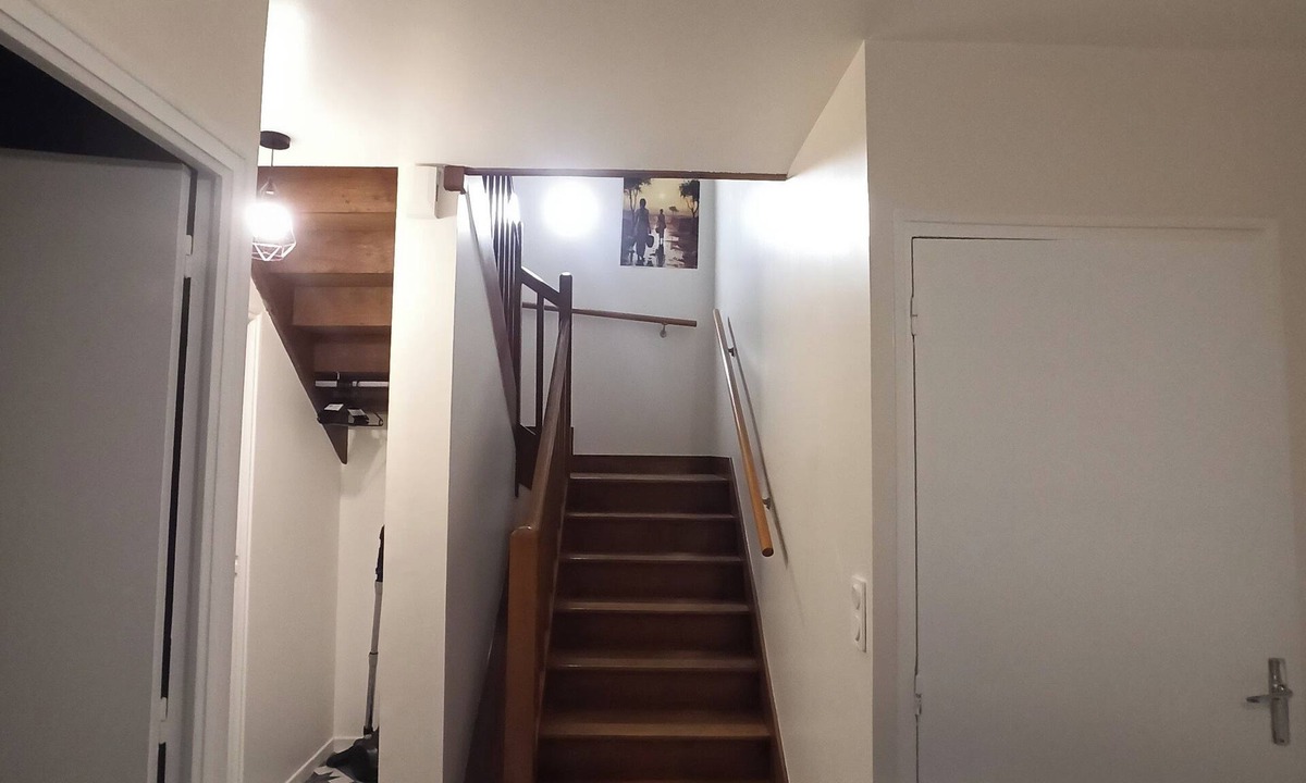 Meslay-du-Maine House | Gite 9 Persoes Proche Laval