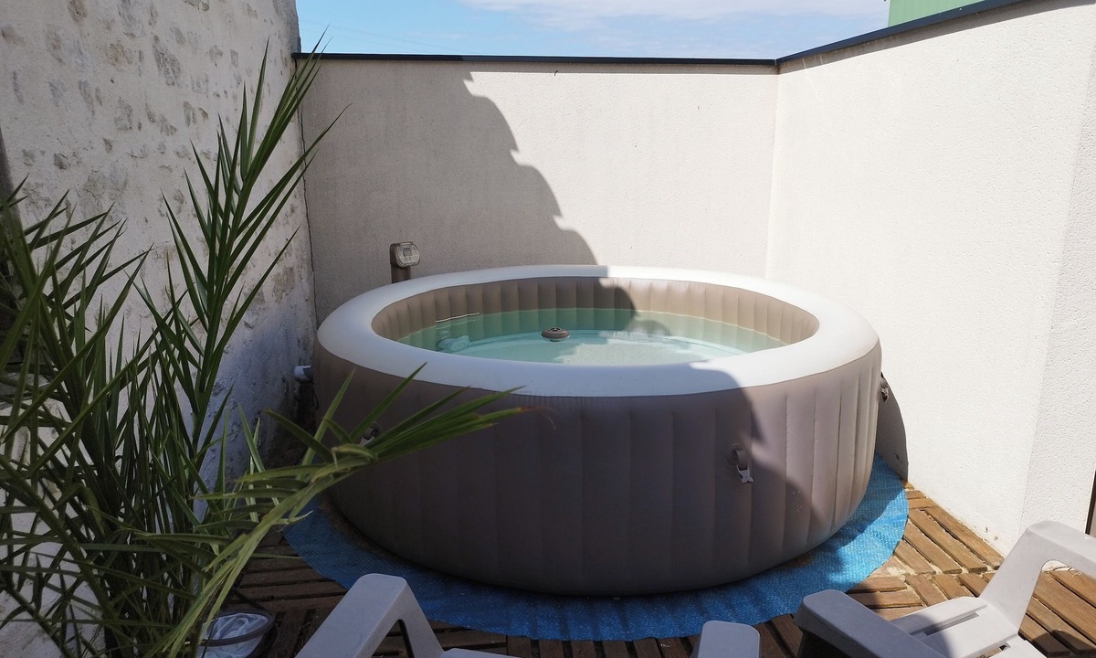 Triaize House | Gîte between countryside and sea