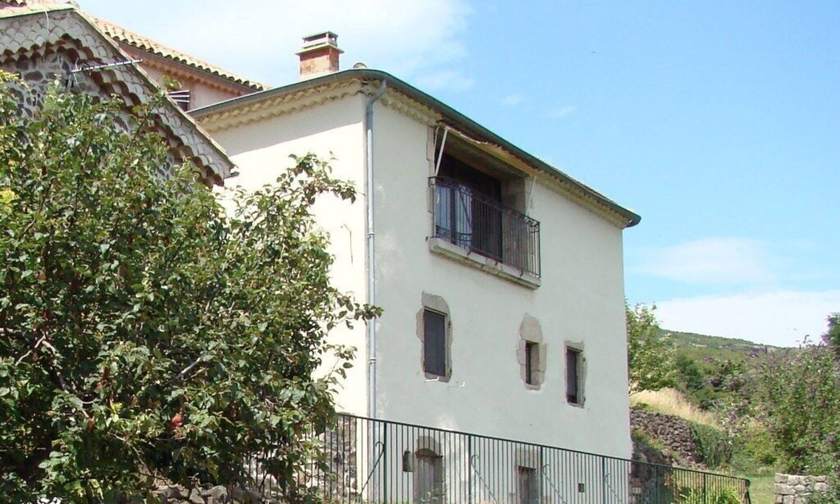 Pourcheres House | Gîte for 8 to 10 people in the heart of the Monts d'Ardèche National Park.