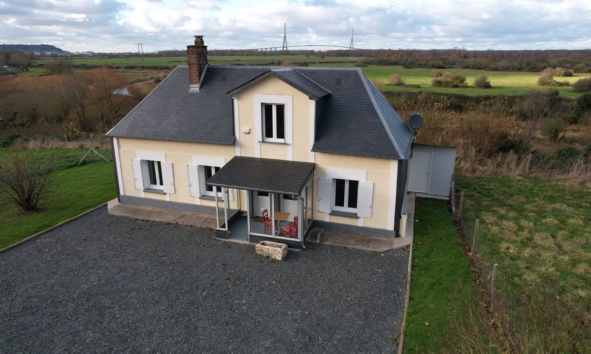 Fiquefleur-Equainville House | gite WITH THE VIEW OF HONFLEUR