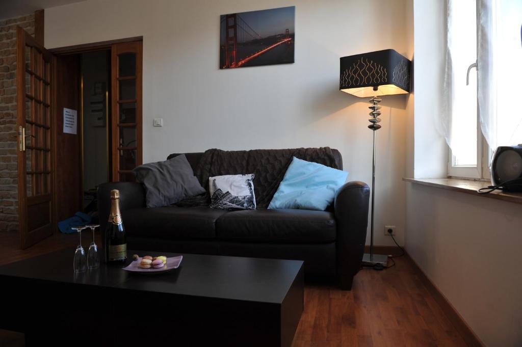 Calais Apartment | gites des prairies
