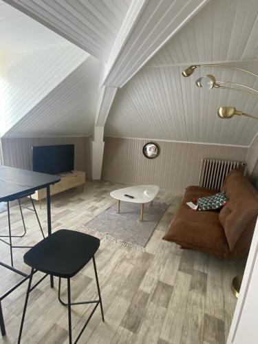 Samois-sur-Seine Apartment | Grand appartement T2 Samois - Rickhoss Home