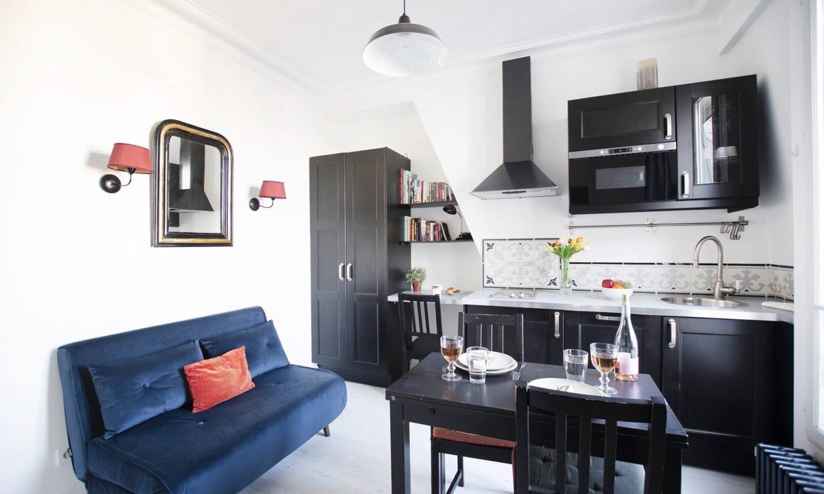 Les Iles Apartment | GuestReady - Cozy and Bright with Notre Dame View