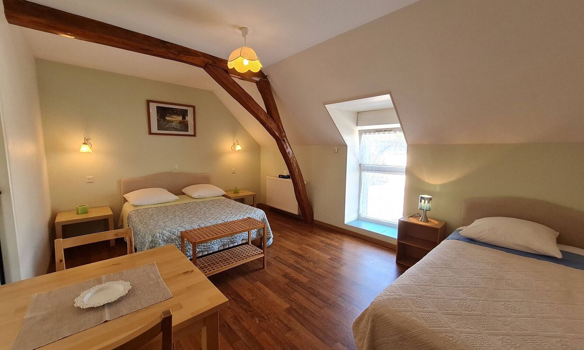 Cravant Bed & Breakfast | Guestroom Cravant, studio flat, 3 persons