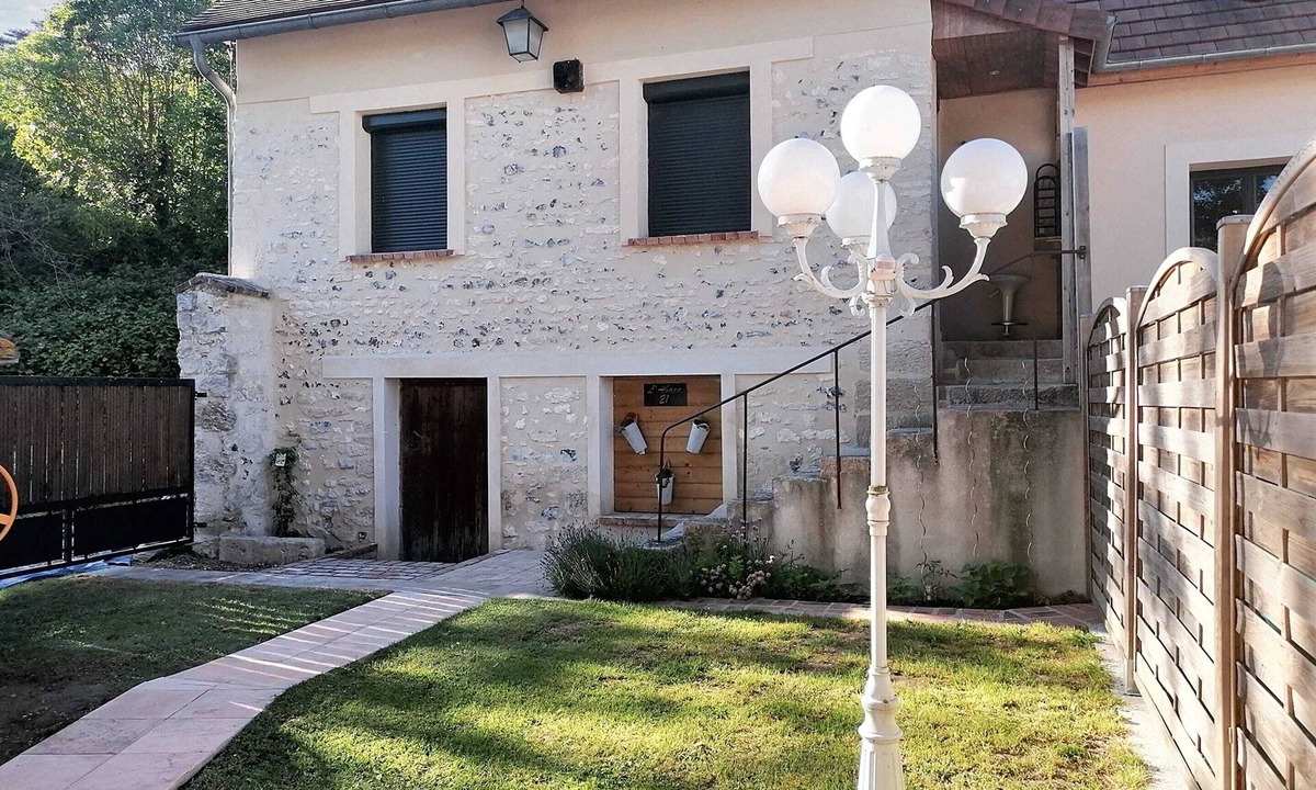 Sainte-Genevieve-les-Gasny House | Homerez - House in Sainte-Geneviève-lès-Gasny