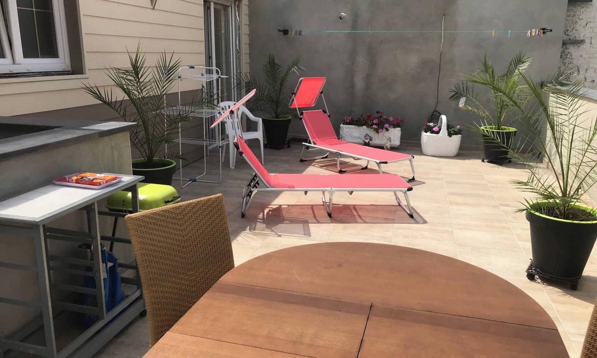 Berlaimont House | Homerez - Charming house in Berlaimont with garden and parking included
