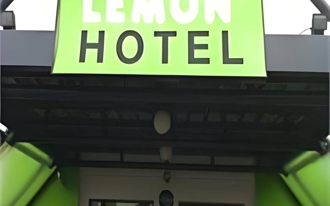 Tourcoing Hotel | Hotel ∙ 3 guests