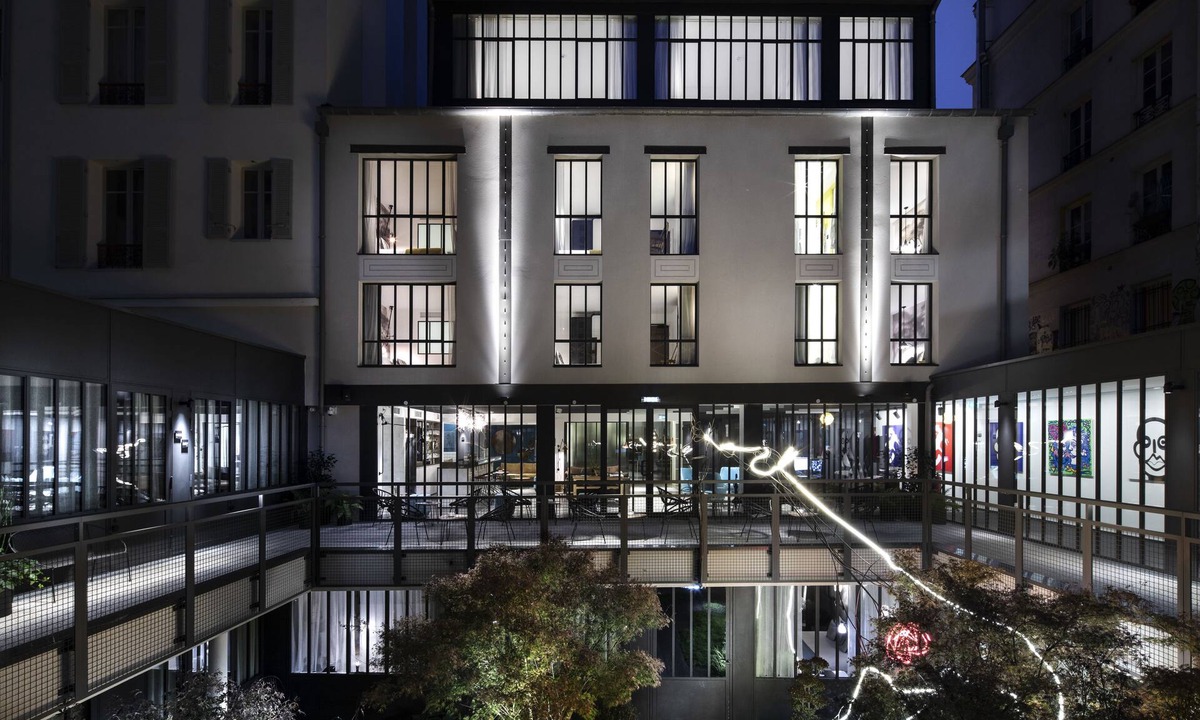 Quartier Saint-Ambroise Hotel | Hotel Les Deux Girafes
