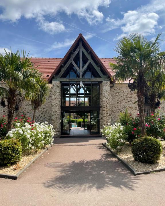 Crecy-la-Chapelle Hotel | Hotel Les Suites - Domaine de Crécy