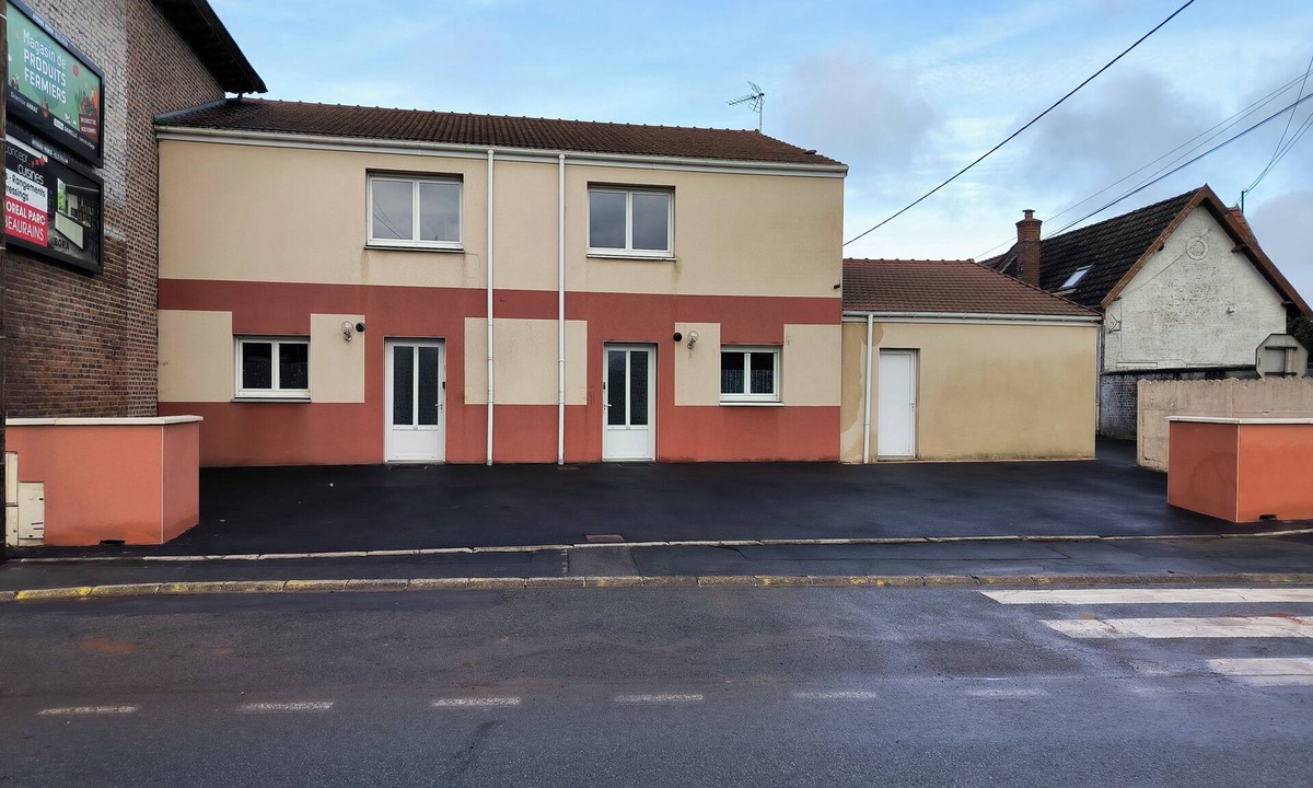 Fresnes-les-Montauban House | In the center of Hautes de France, doors An and B