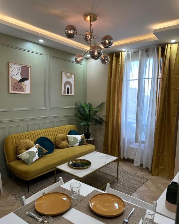 Villeneuve-Saint-Georges Apartment | L'Etoile Imani -Amazing apartment near Orly Airport