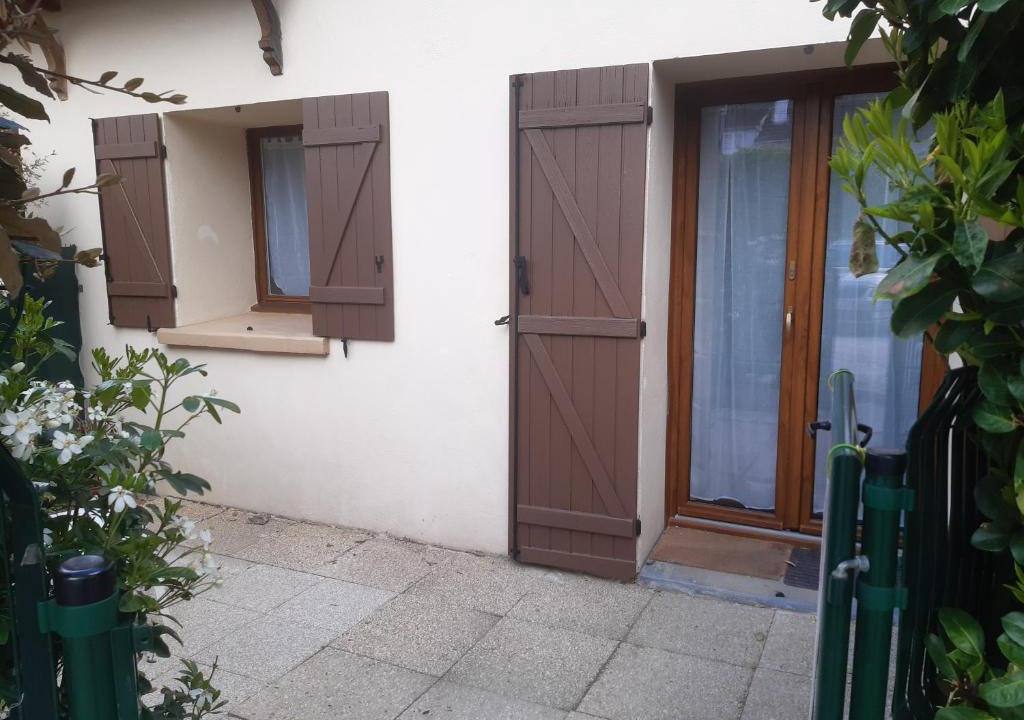 Esbly Apartment | La belle Ortine