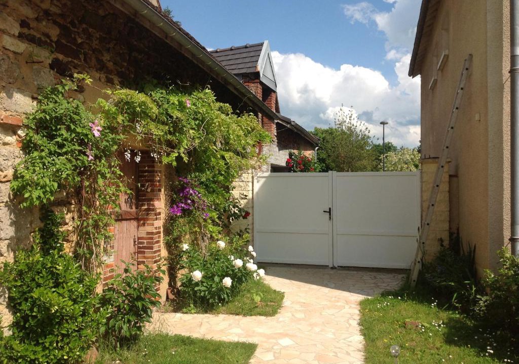 Saint-Amand-en-Puisaye House | La bicoque en Puisaye