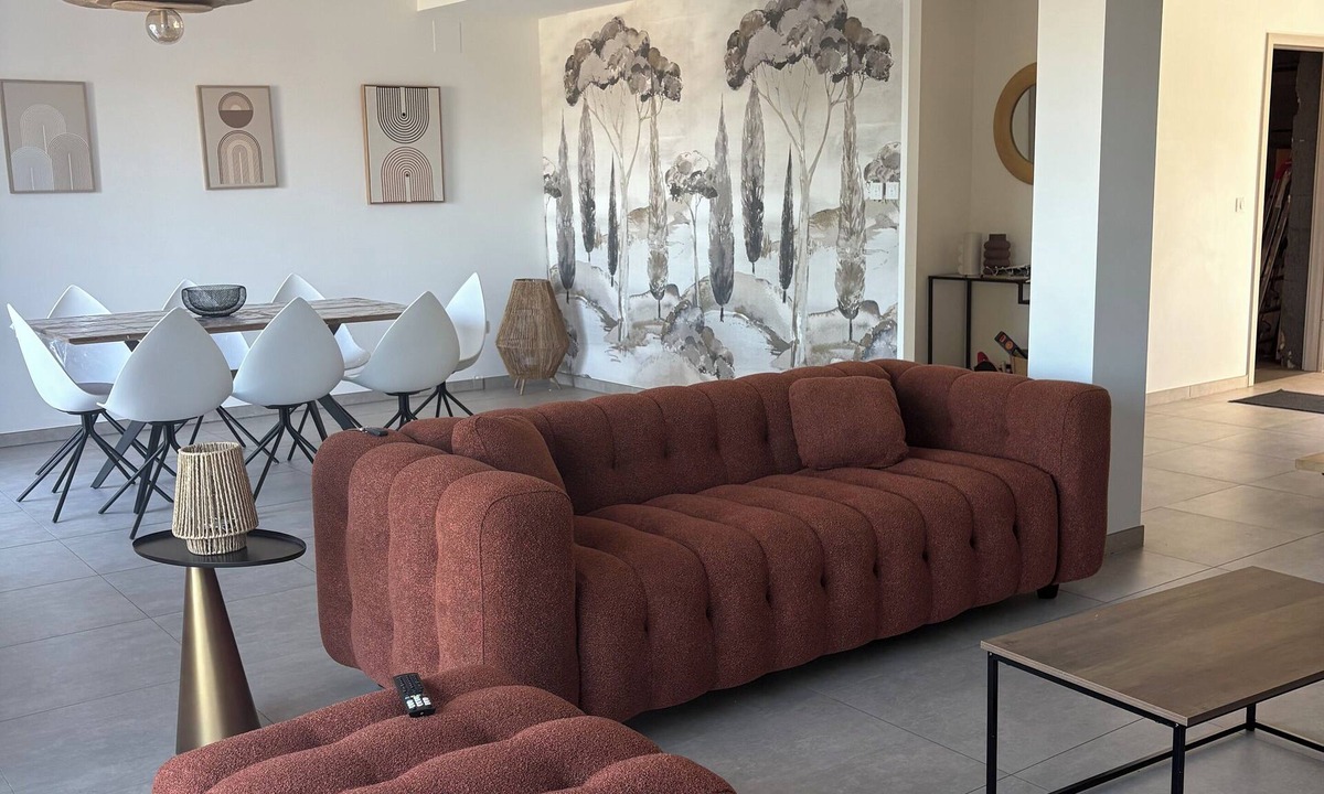 Amneville House | La Bulle Dorée Private Jacuzzi Amneville Cité des loisirs 8 p