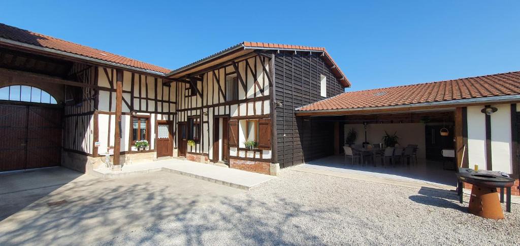 Heiltz-le-Hutier House | La pinsonnière