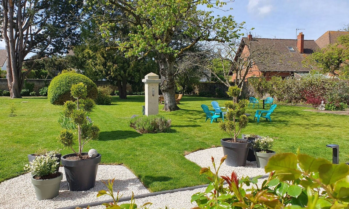 Saint-Etienne-au-Mont House | La Roseraie