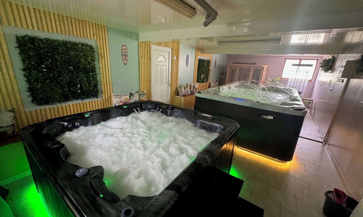 Maubert-Fontaine House | LA Taniere DE Papaours, Gite Pour 6 Personnes Avec Espace Bien Etre