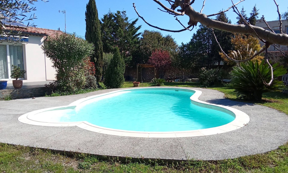 Frontignan Villa | La Villa du Soleil Sereine et Familiale. .animal de Compagnie Accepté