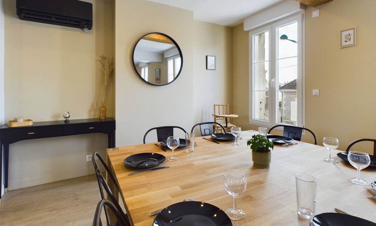 Margny-les-Compiegne Apartment | Le Cocon D'octave
