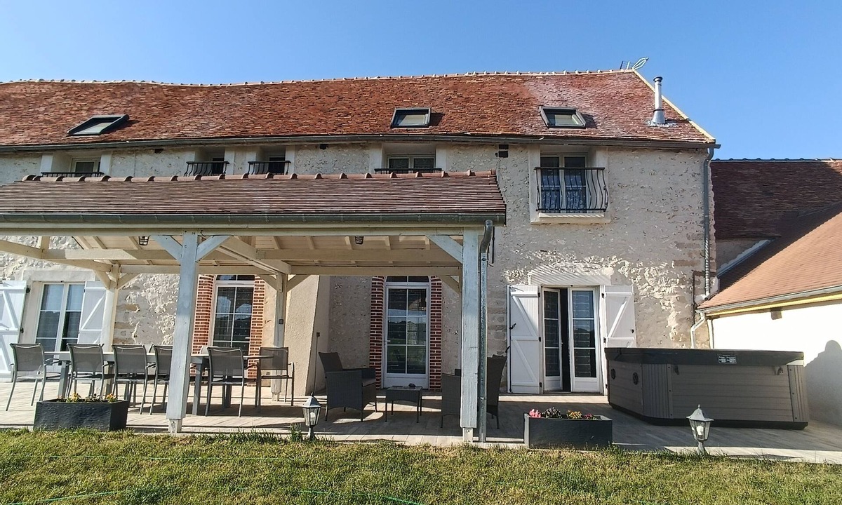 Champcenest House | Le Domaine des Hirondelles
