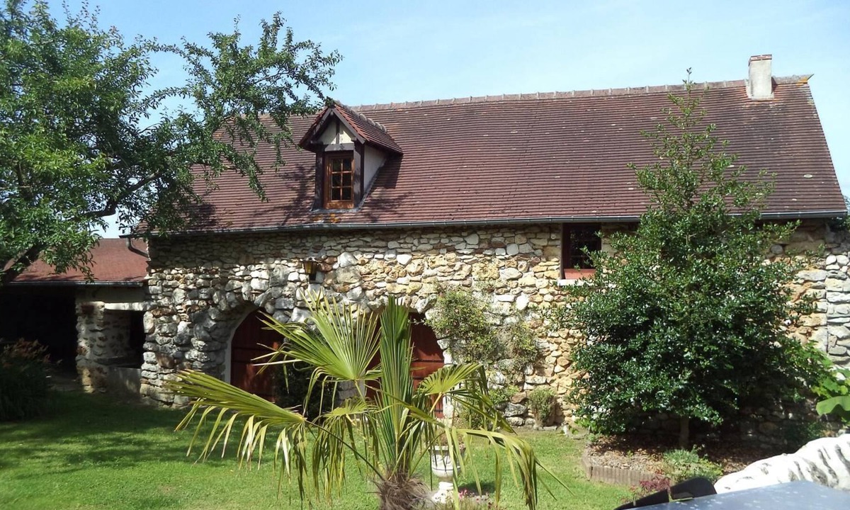 Saint-Etienne-sous-Bailleul House | Les Voûtes-House-Cottage-Ensuite with Bath-Garden view