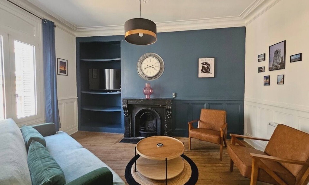 Anatole France Danton Apartment | Le Galliéni Hyper Centre